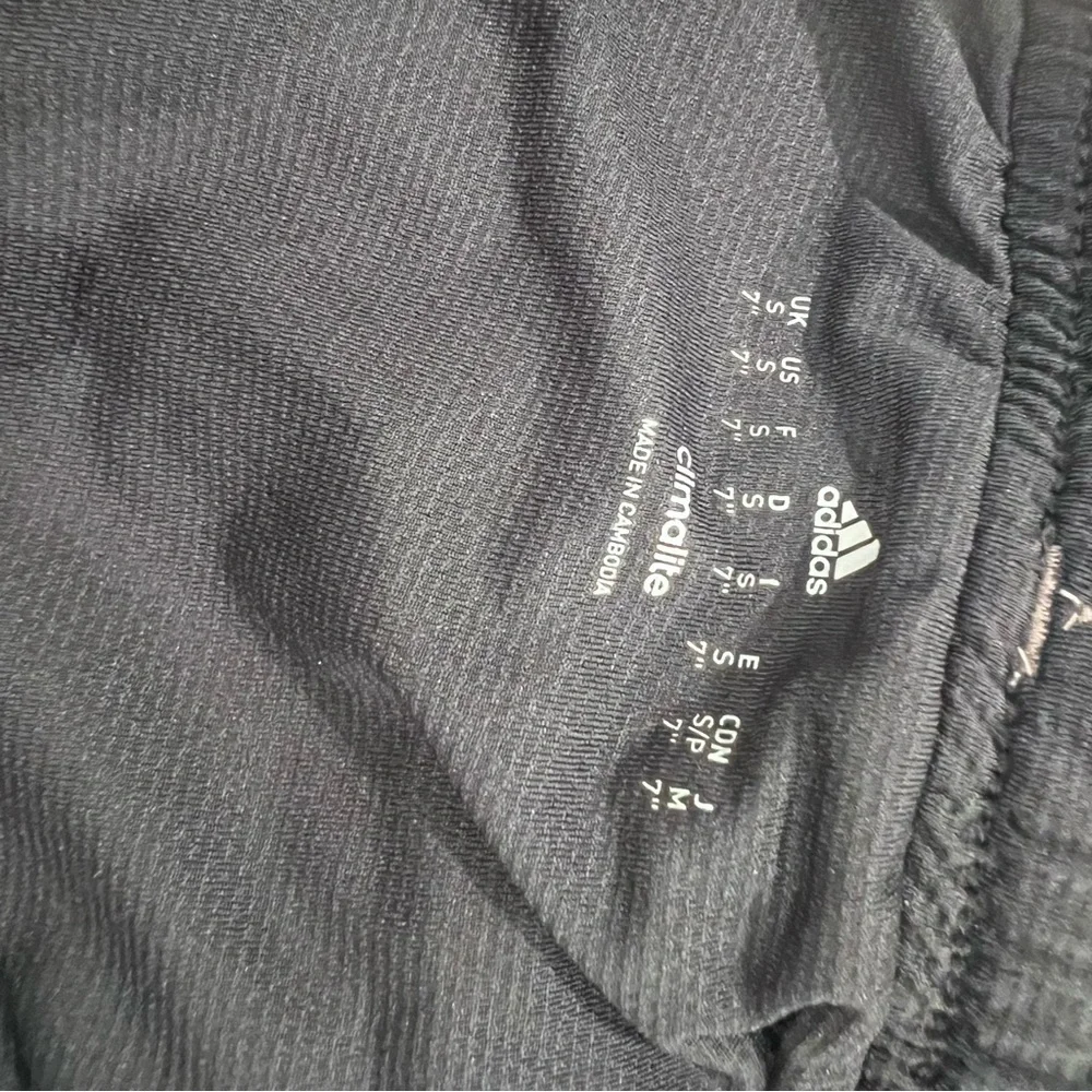 Adidas‎ 7” running shorts mens size S